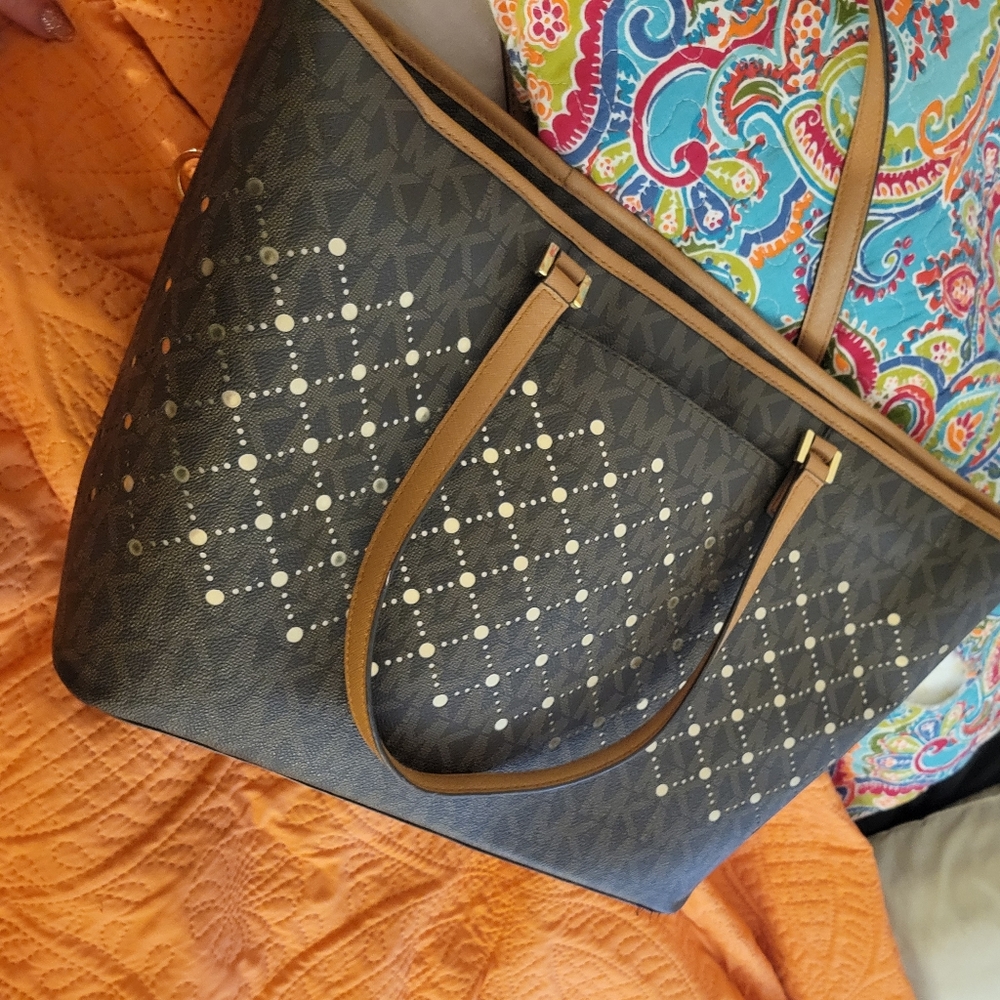Michael Kors Brown Large Tote Bag - Picture 2 of 6
